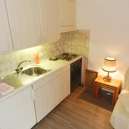 公寓 Sonnegg - Vuilleumier Appartement-fewo- Dusche Oder Bad- Wc By Interhome