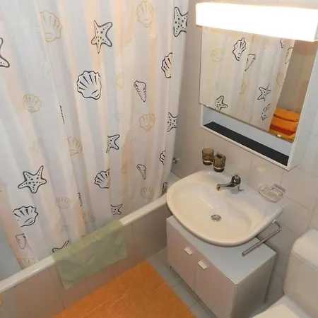 Sonnegg - Vuilleumier Appartement-fewo- Dusche Oder Bad- Wc By Interhome 公寓 *